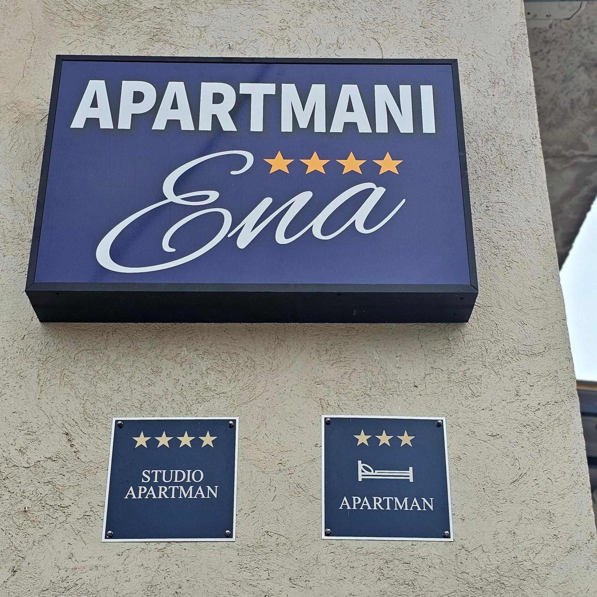Ena1 & Ena2 -Big Free Parking Karlovac Eksteriør bilde